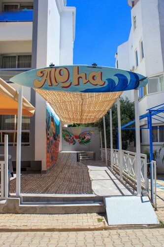 Отель Aloha Suites в Мармарисе