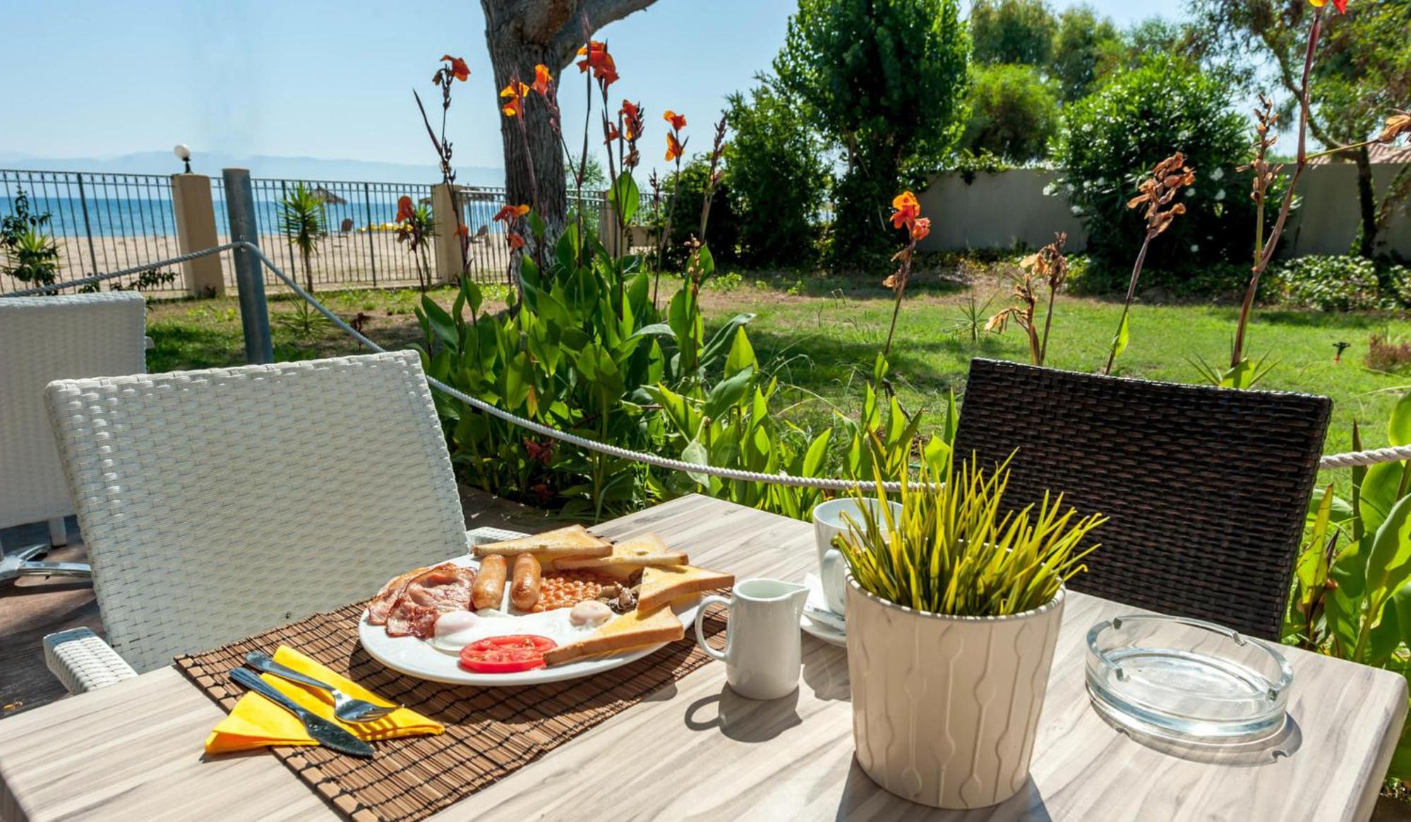 Фото Koulouris Beach Hotel