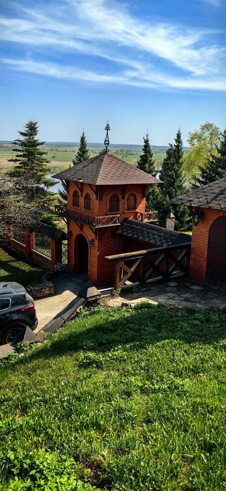 Фото River House