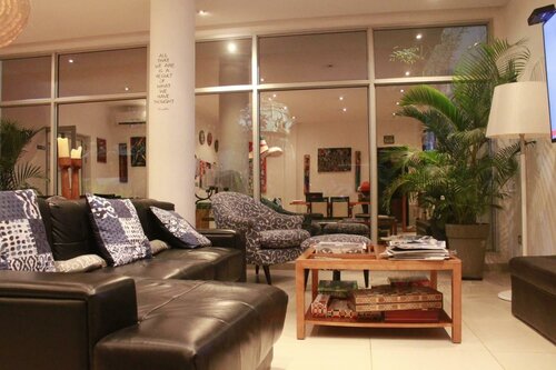 Гостиница Thomson Art House в Луанде