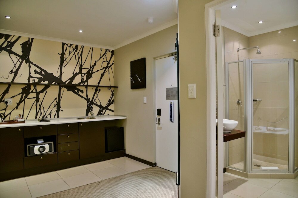 Фото Protea Hotel by Marriott Cape Town Durbanville