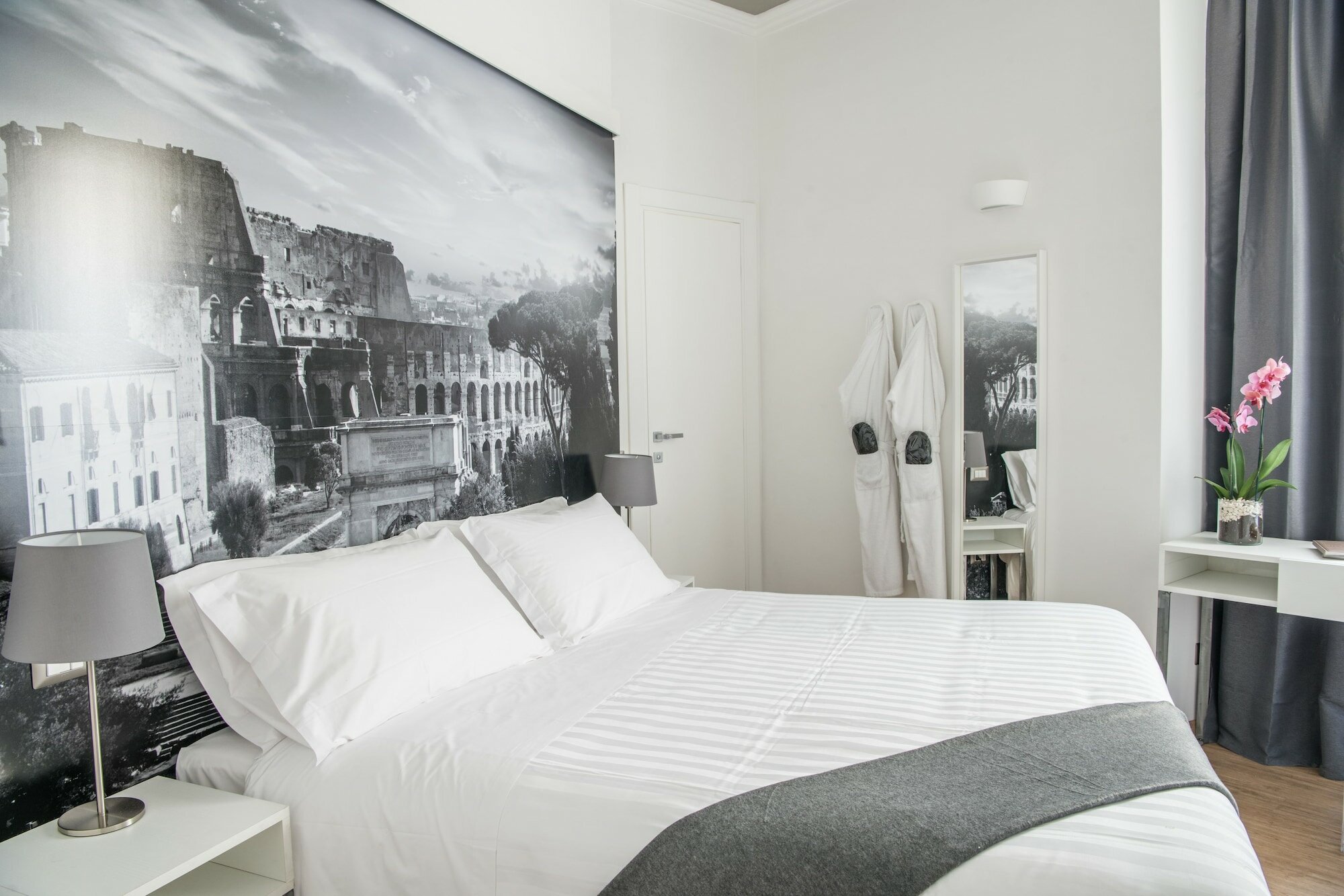 Фото Charming Roma