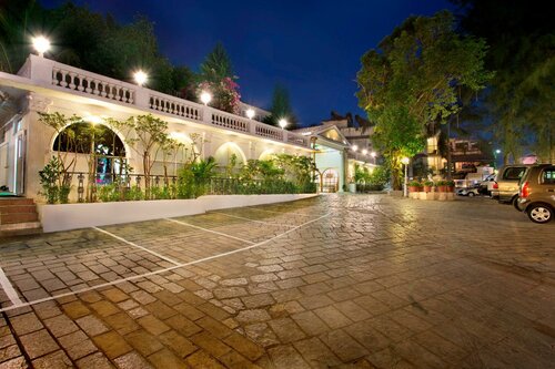 Гостиница Avion Holiday Resort в Лонавала