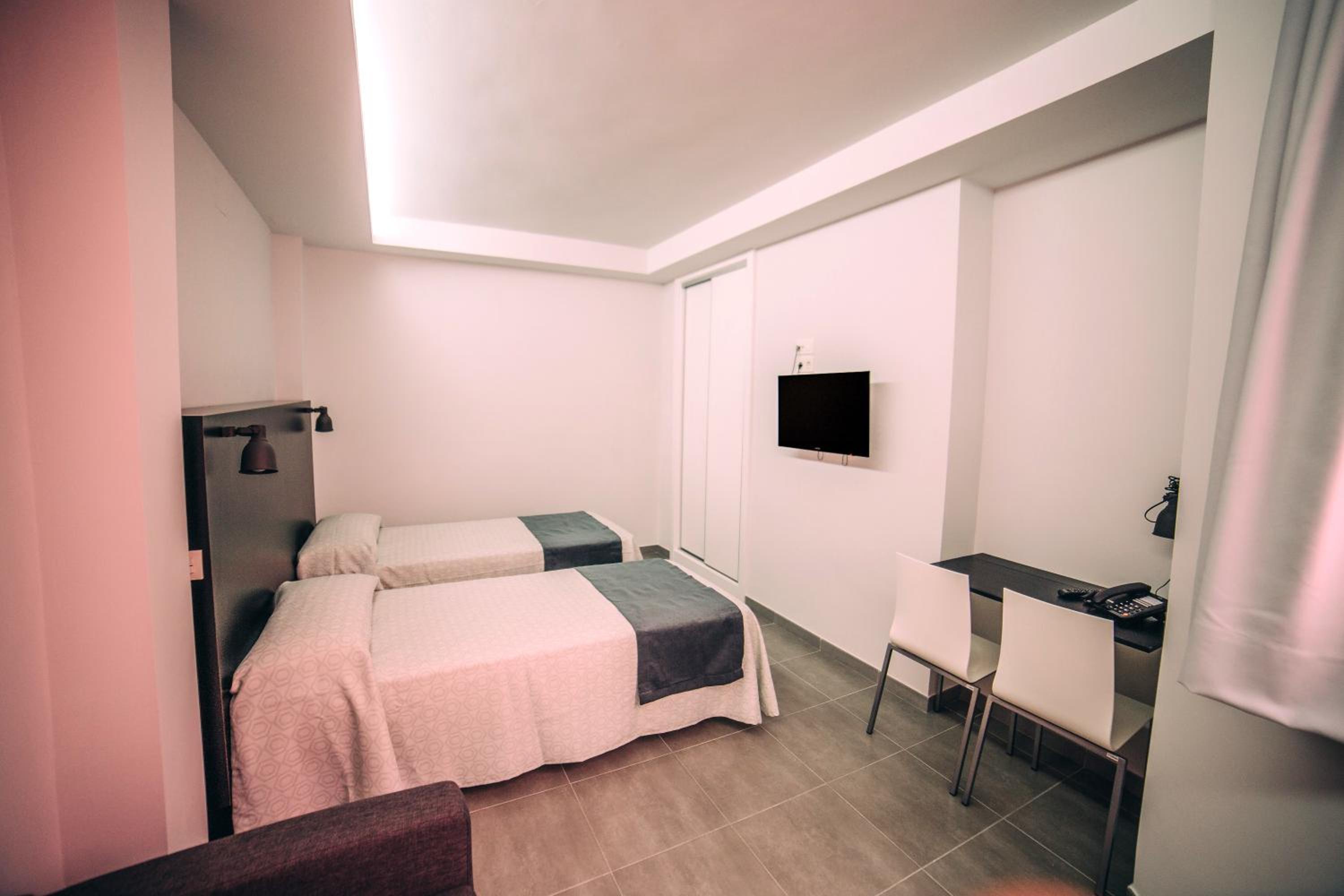 Фото Mannix Urban Apartments