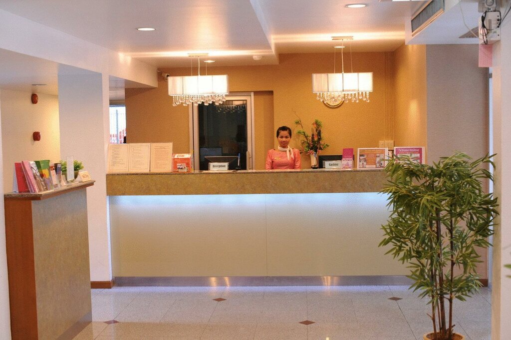 Hotel The Blooms Residence, Bangkok, photo