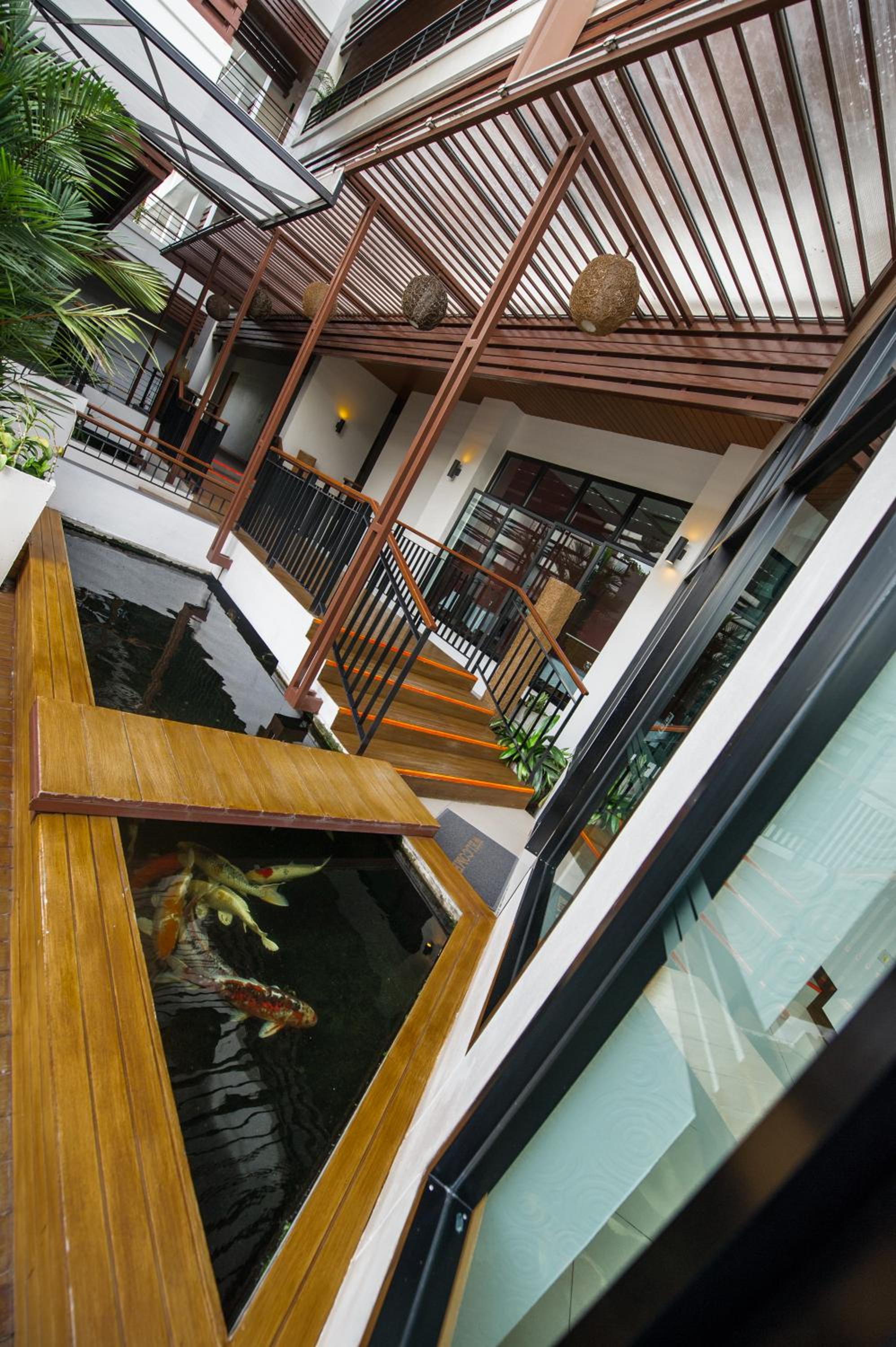 Фото Mamaison hotel