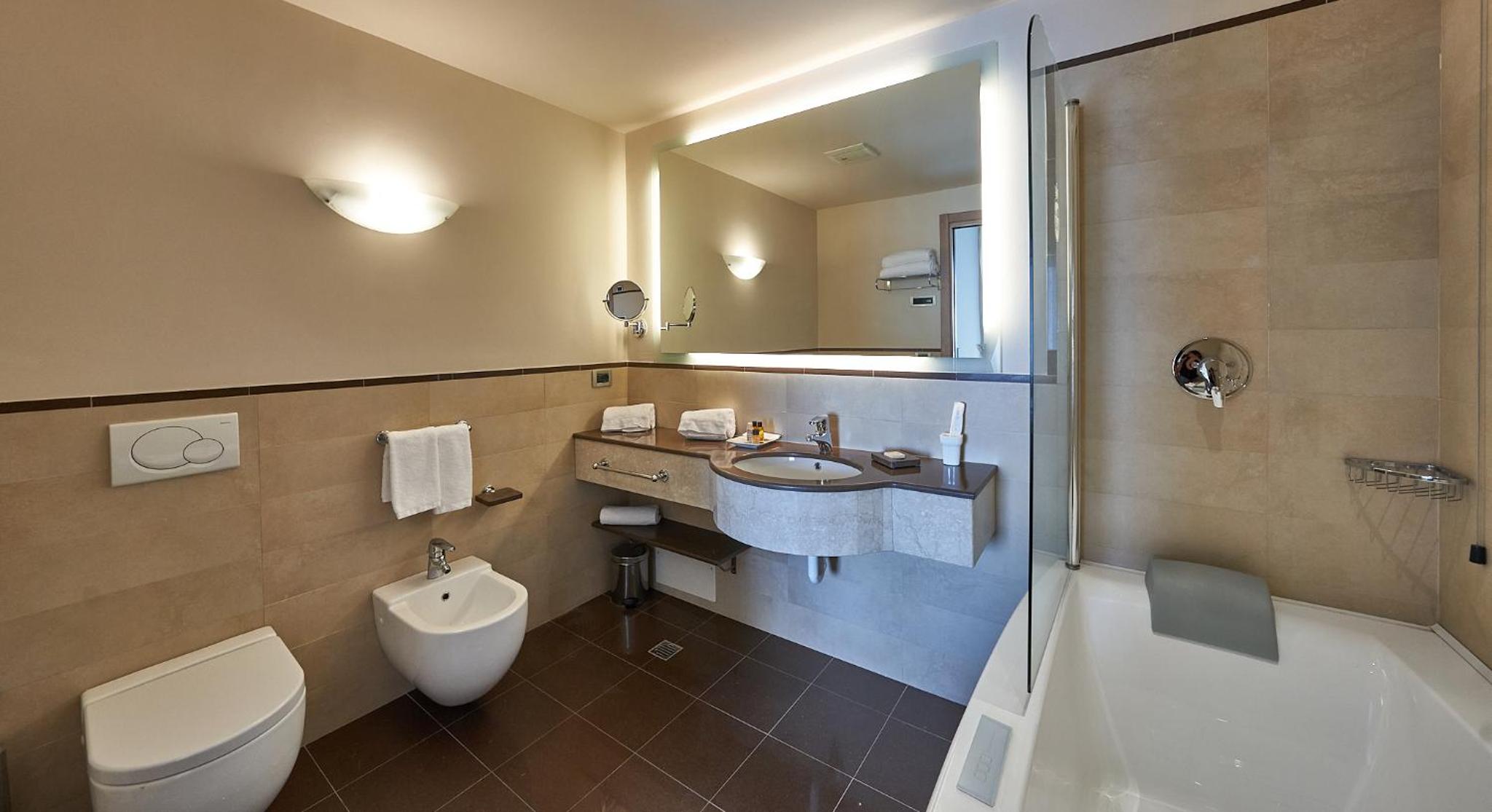 Фото 133037346281