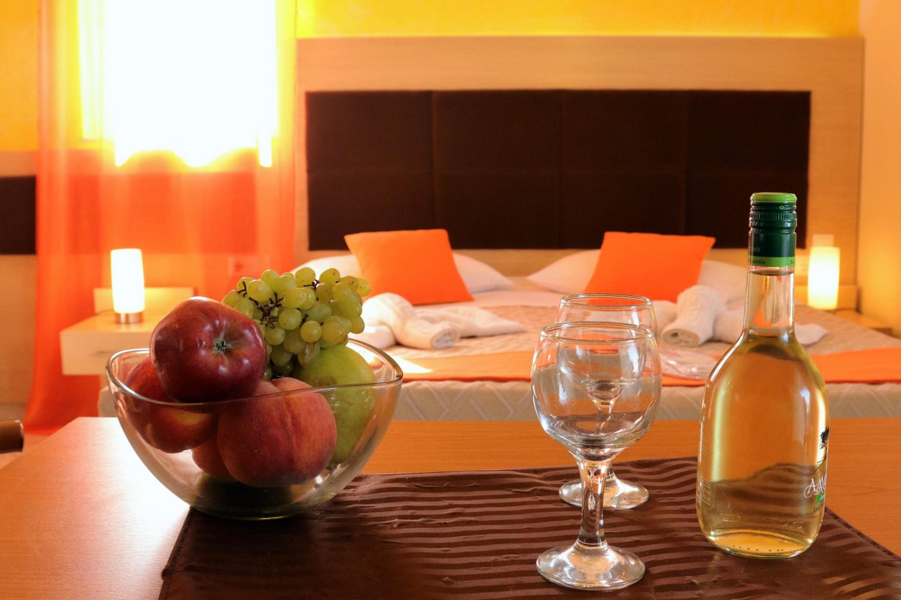 Фото Shine Studios