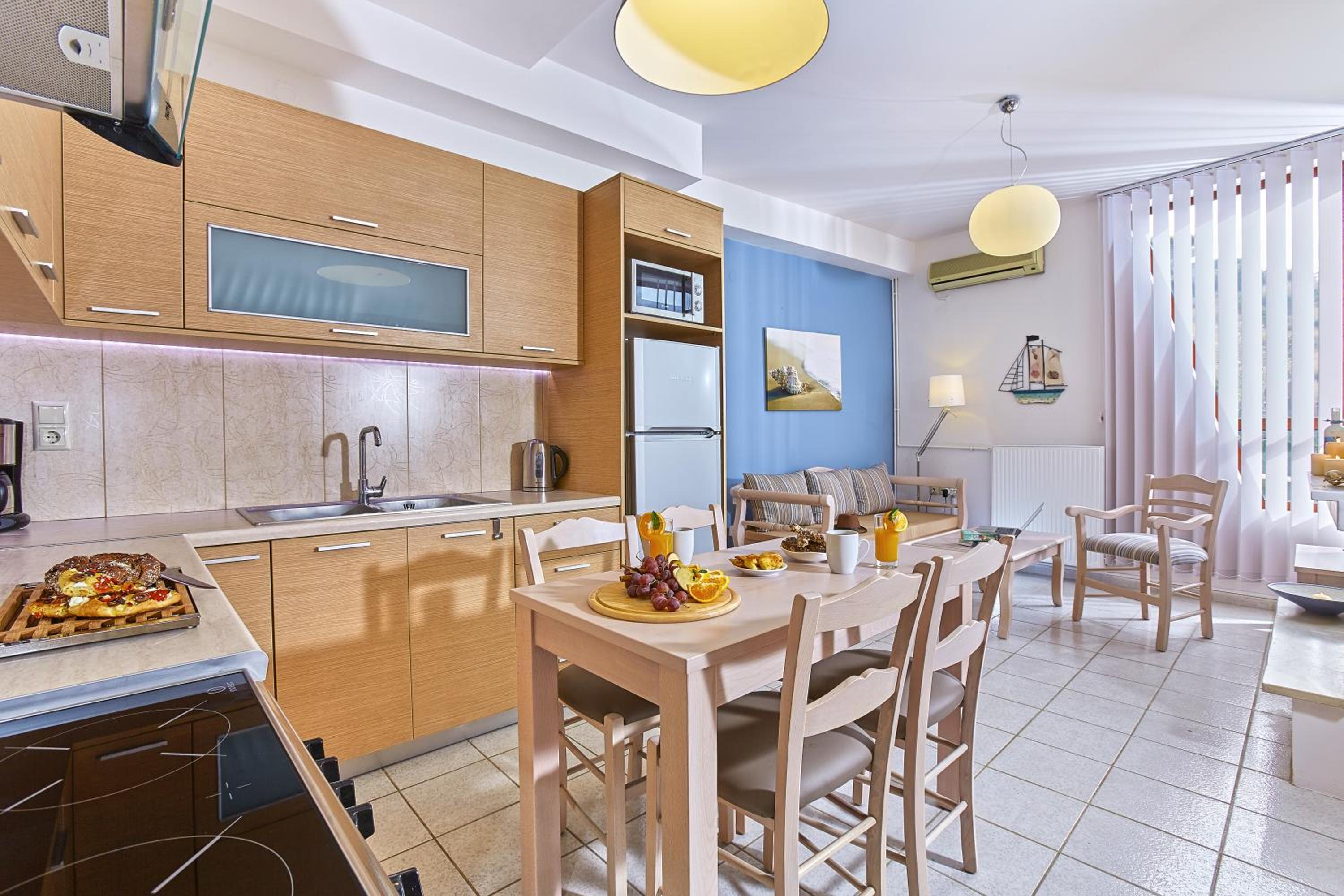 Фото Keramos Villa and Apartments