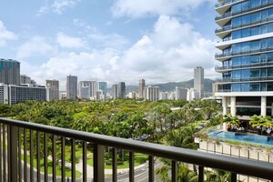 Гостиница Outrigger Reef Waikiki Beach Resort