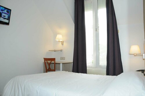 Гостиница Hotel Patio Brancion в Малакоффе