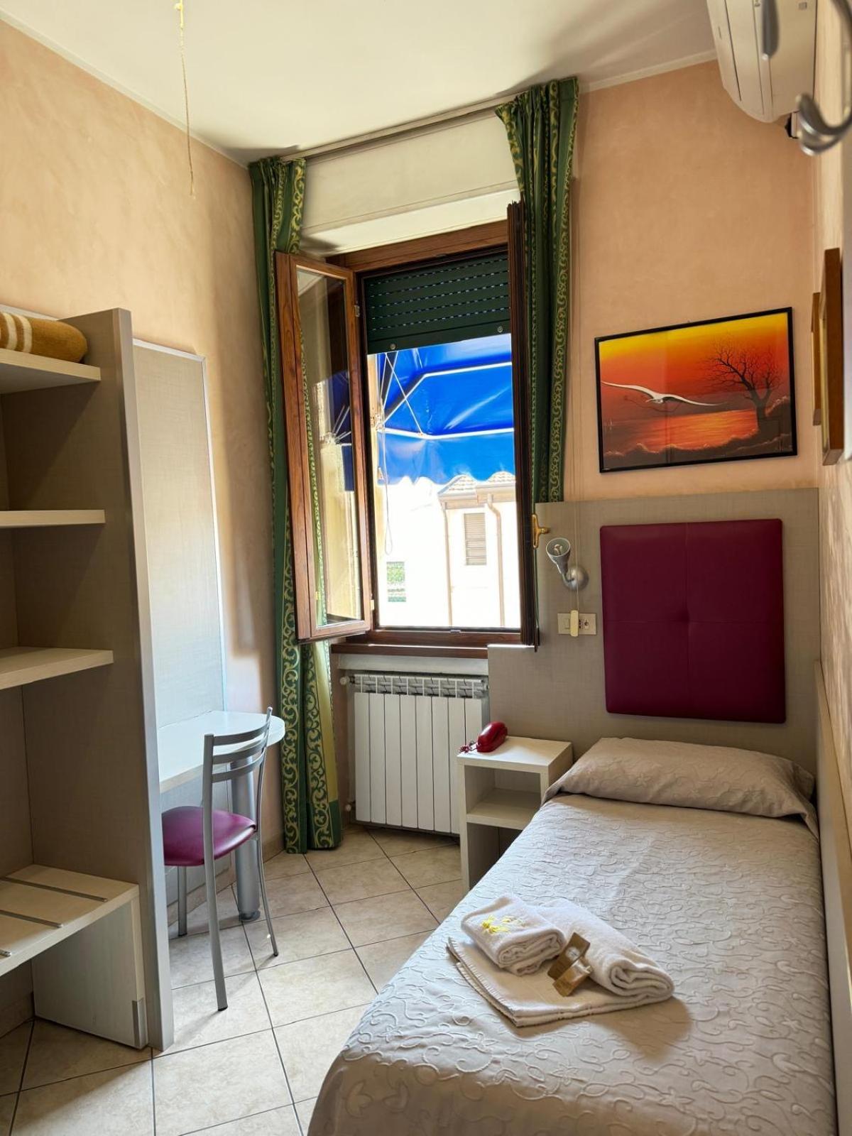 Фото Hotel Le Querce