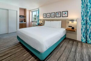 Гостиница Hilton Garden Inn LAX Los Angeles Airport