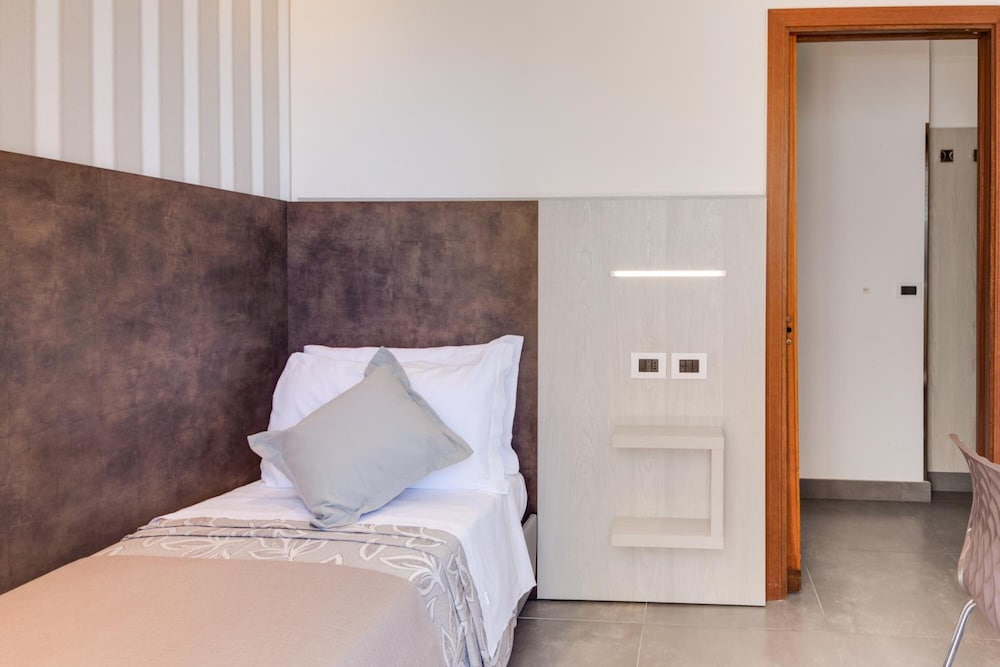 Фото Hotel Cavour Cesenatico