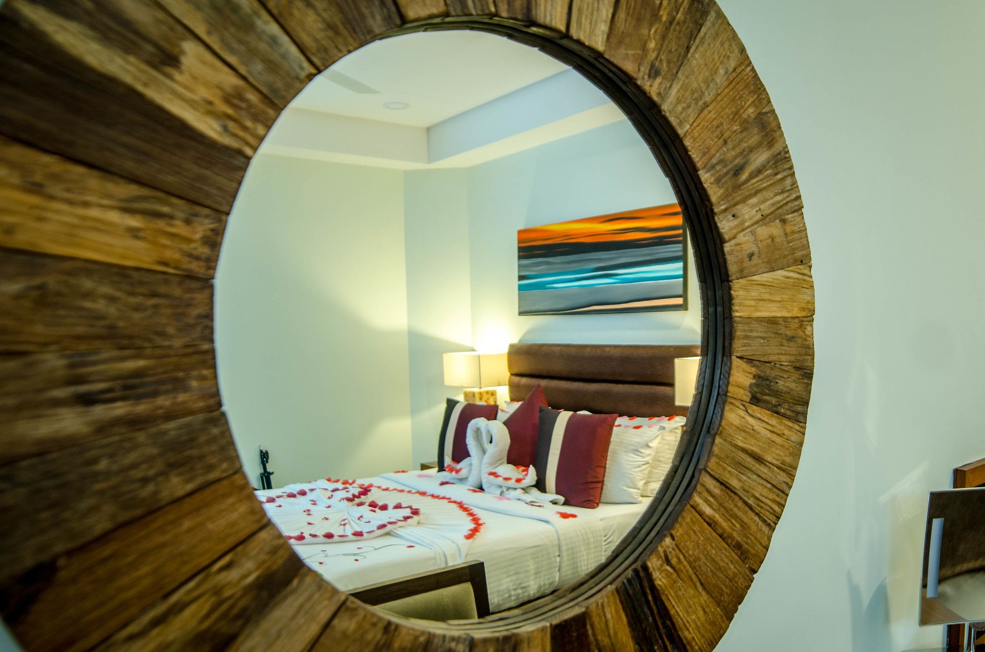 Фото The Somerset Hotel