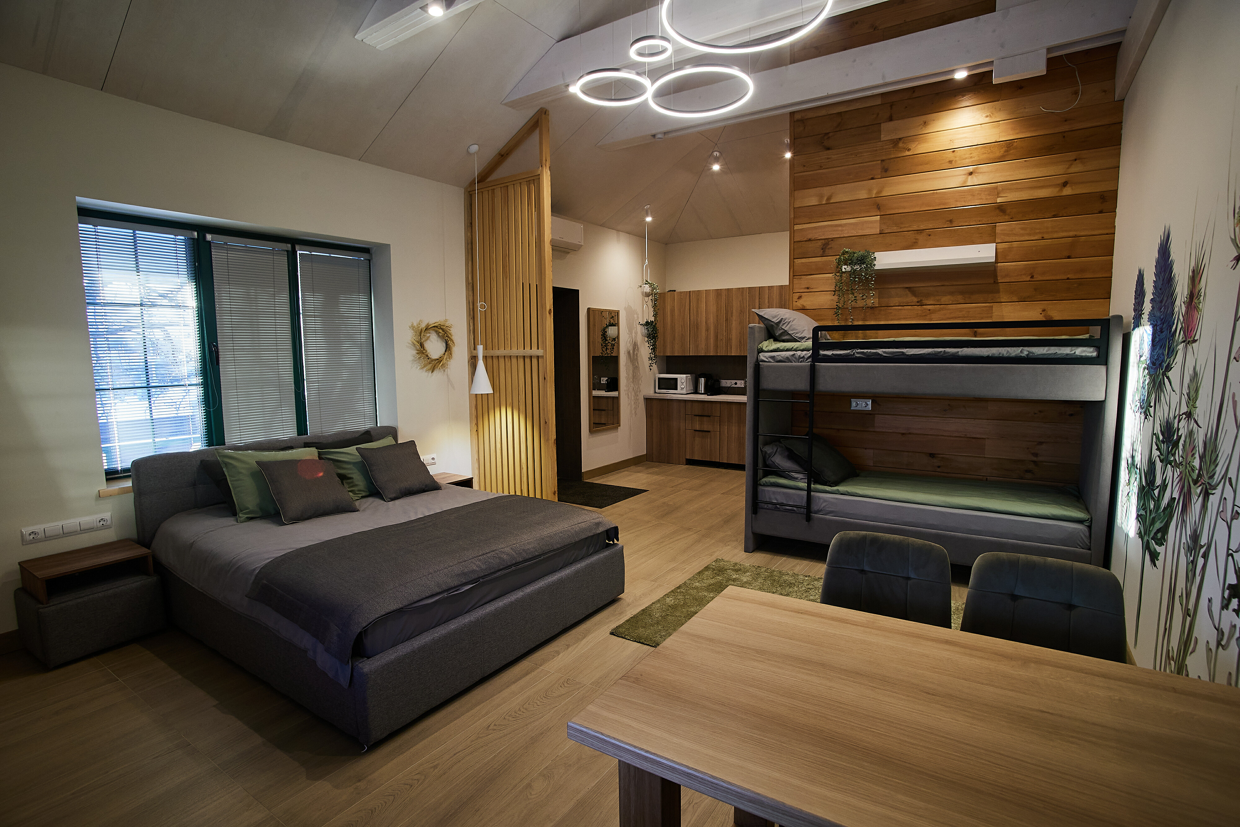 Фото Аколица