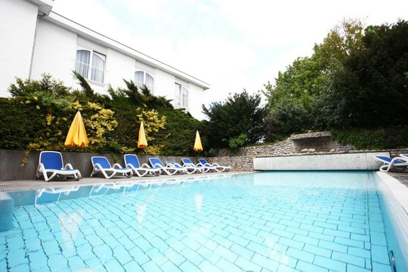 Hotel Sporthotel Racket Inn, Earth, photo