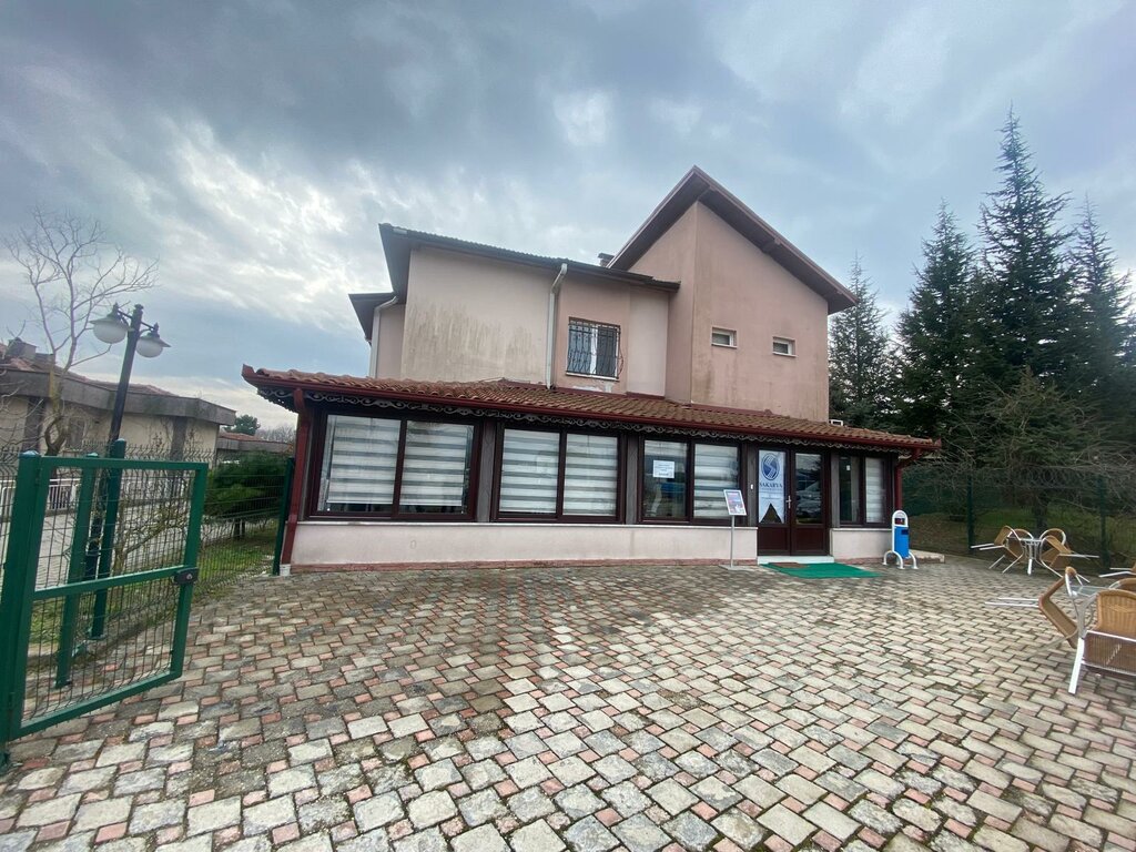 كلية، جامعة Sakarya University Continuing Education Center ، ، صورة