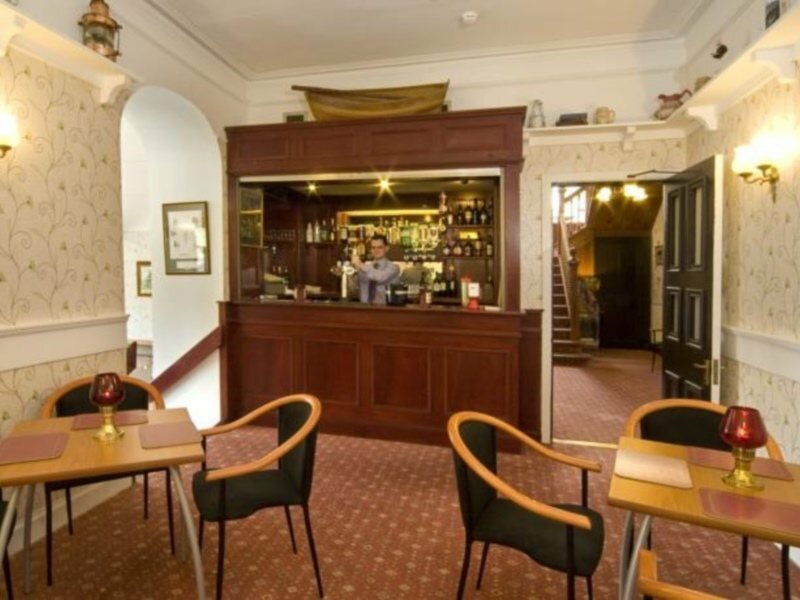 Фото Kings Knoll Hotel