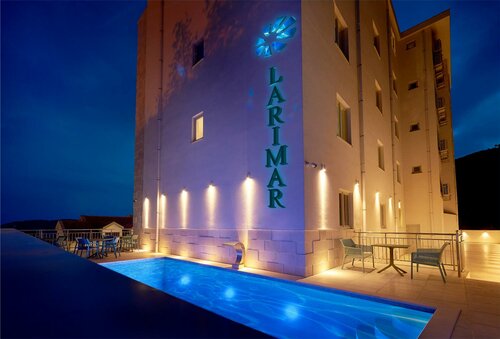 Гостиница Hotel Larimar в Черногории