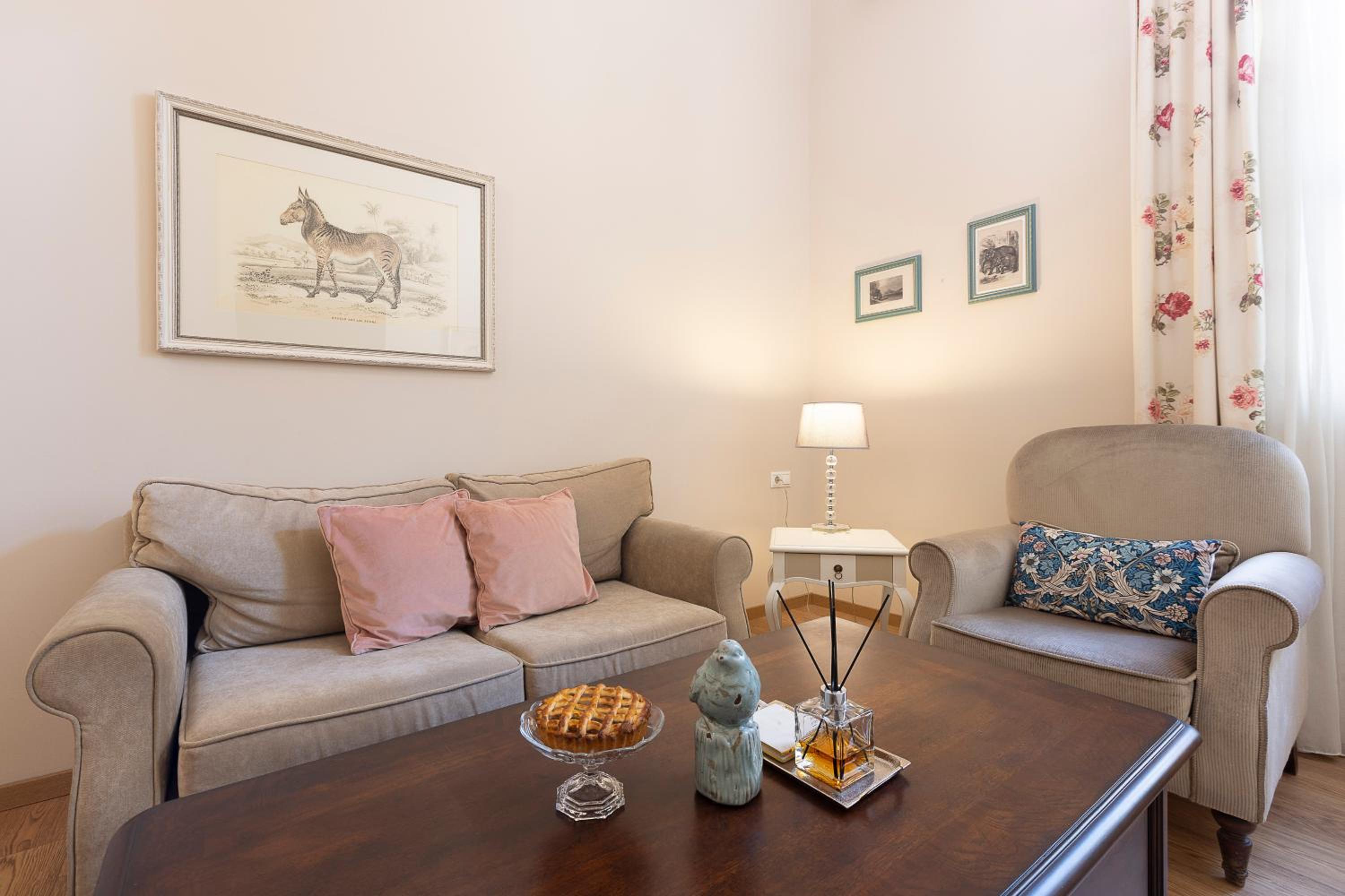 Фото Gatto Perso Luxury Apartments