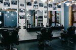 Upgrade (Dybenko Street, 8к3) ، صالون حلاقة
