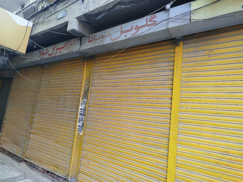 Items for mobile phones Global mobile shop, Lahore, photo