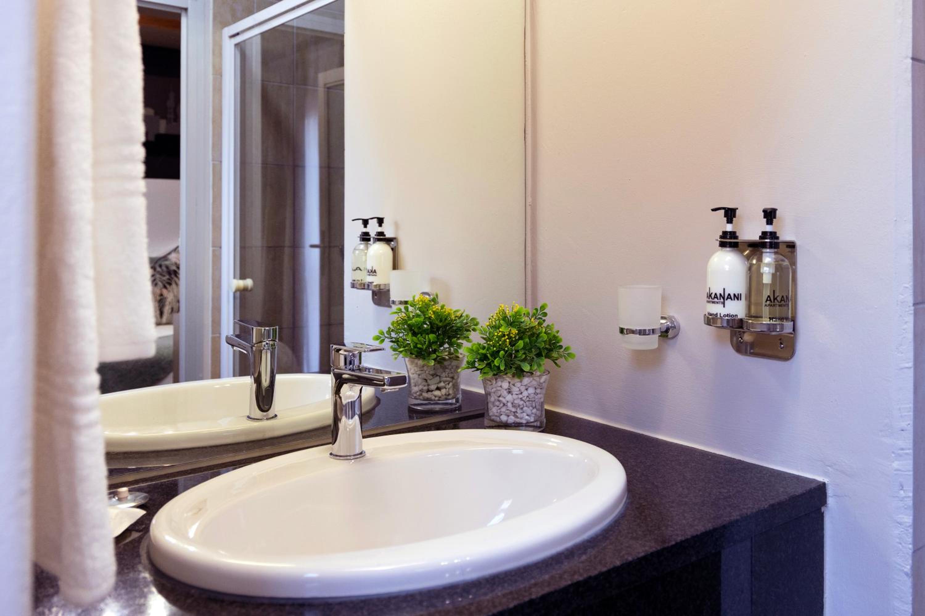 Фото Akanani Apartments