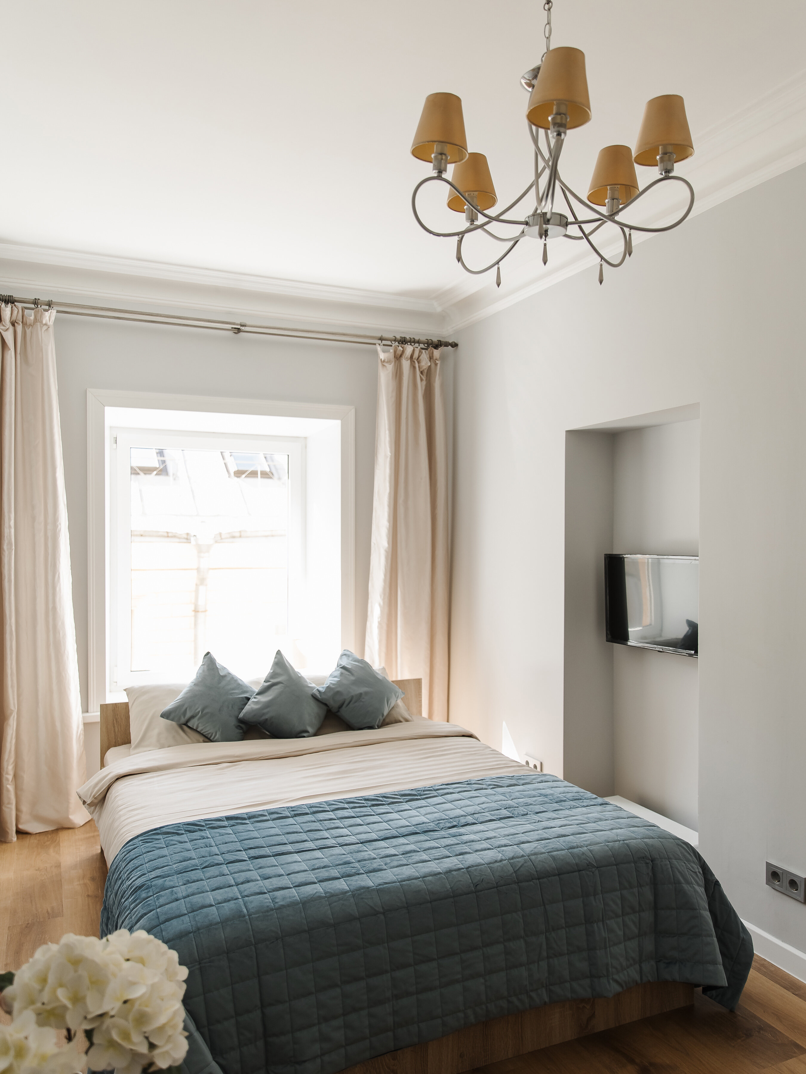 Фото 300 метров от Эрмитажа