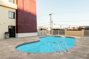 Гостиница Comfort Inn Midtown