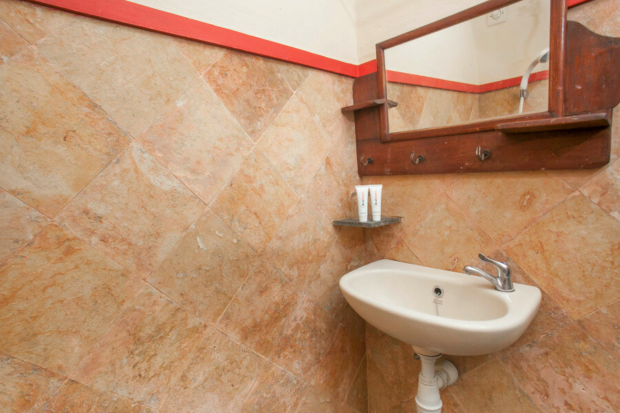 Фото RedDoorz near Stasiun Kota Baru Malang