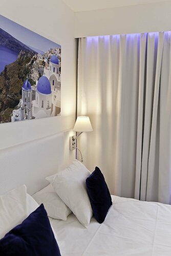 Внешний вид отеля Privilège Hôtel & Apparts Eurociel Centre Comédie в Монпелье, фото 2