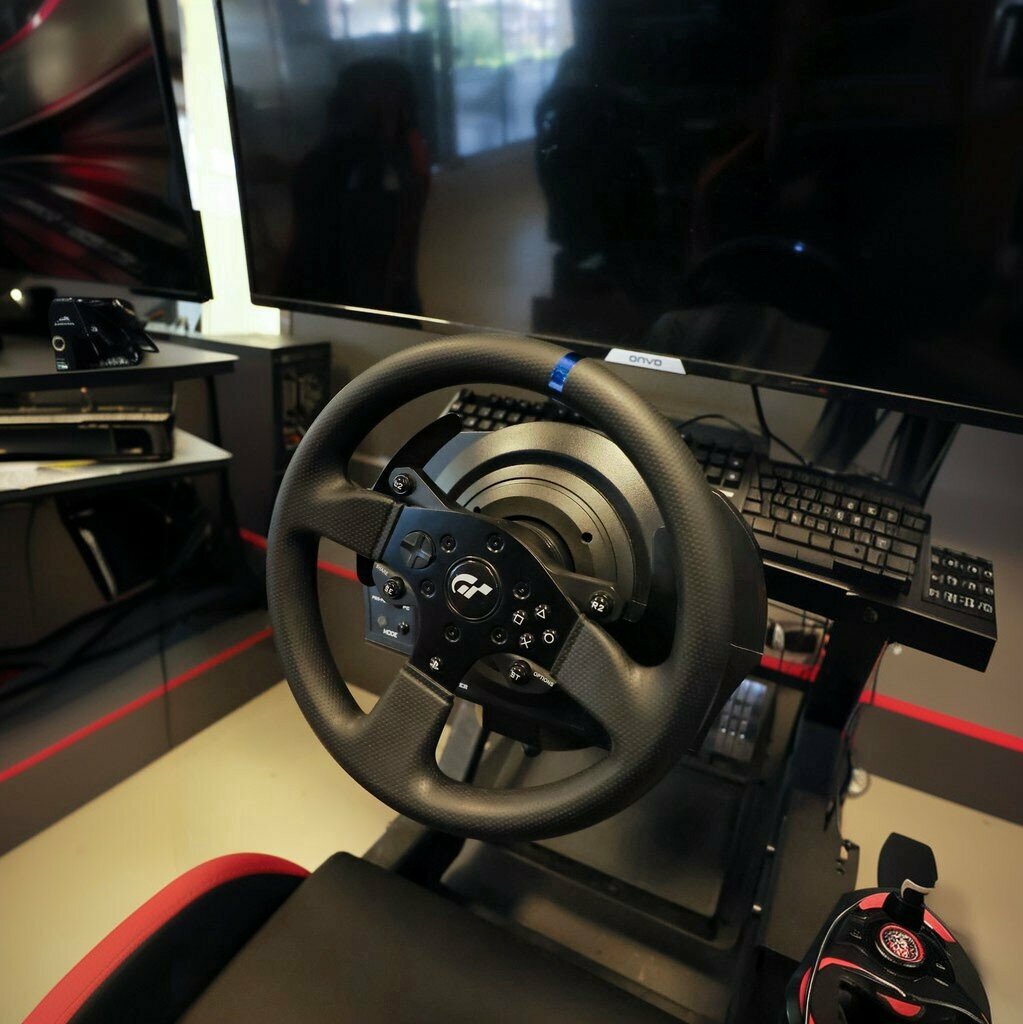 Entertainment center Sky Lounge Playstation & Cafe, Aliaga, photo