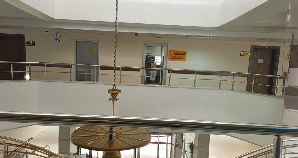 Bank VakifBank, Antalya, photo