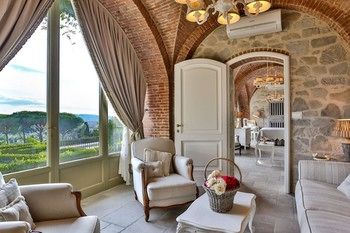 Фото Villa Le Fontanelle - Residenza d'Epoca