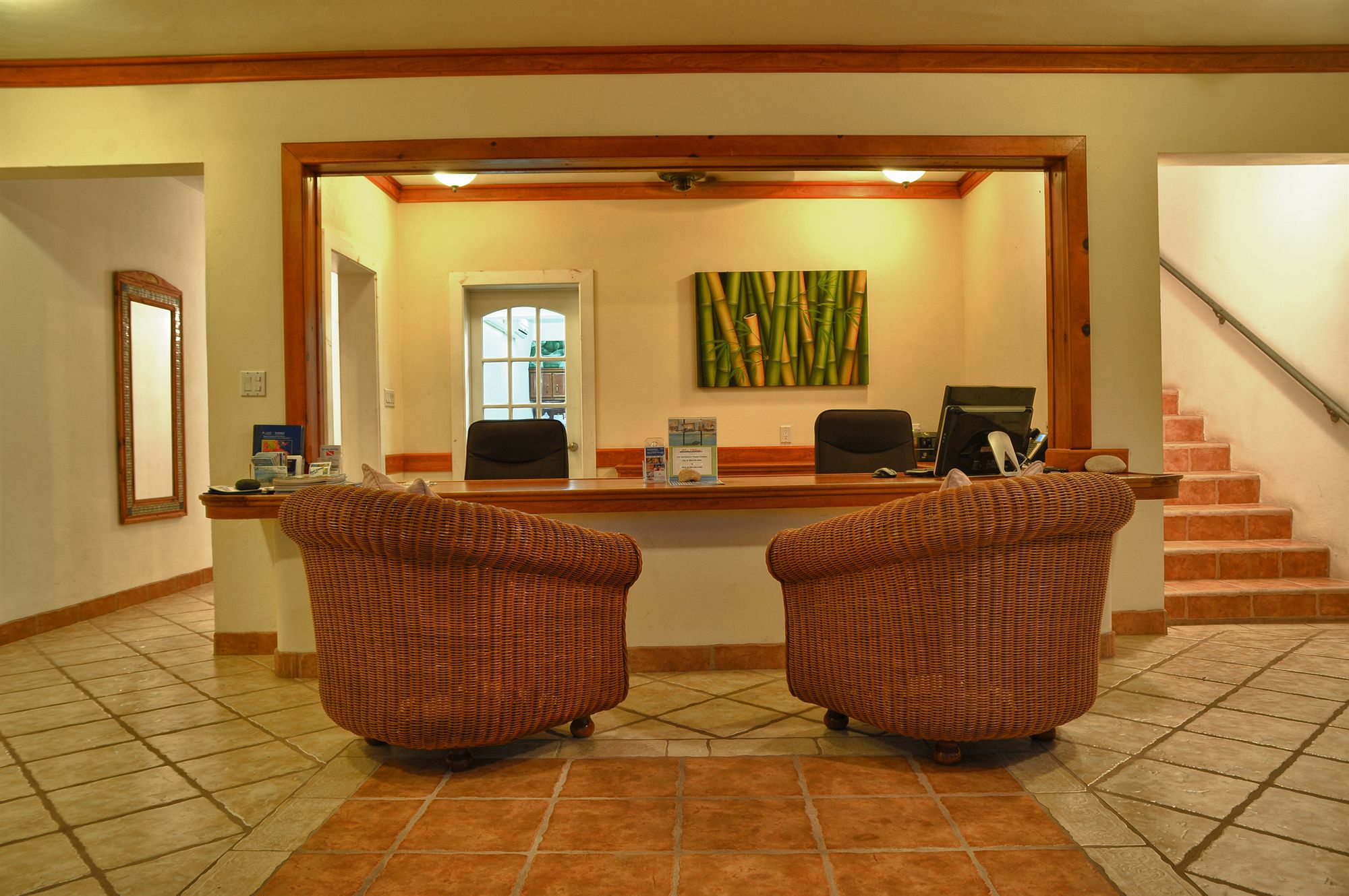 Фото La Vue Boutique Inn