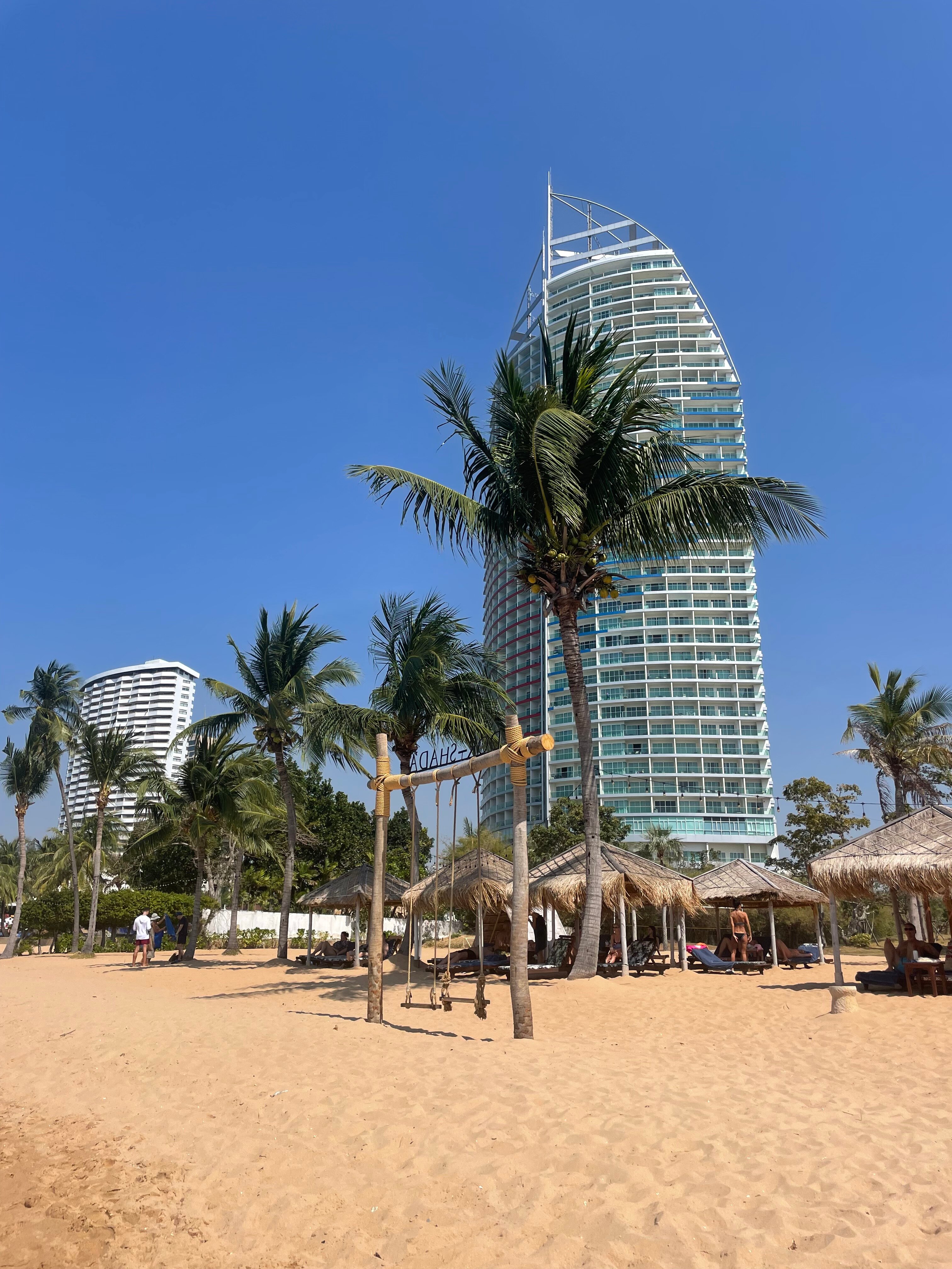 Фото Mövenpick Siam Na Jomtien Pattaya