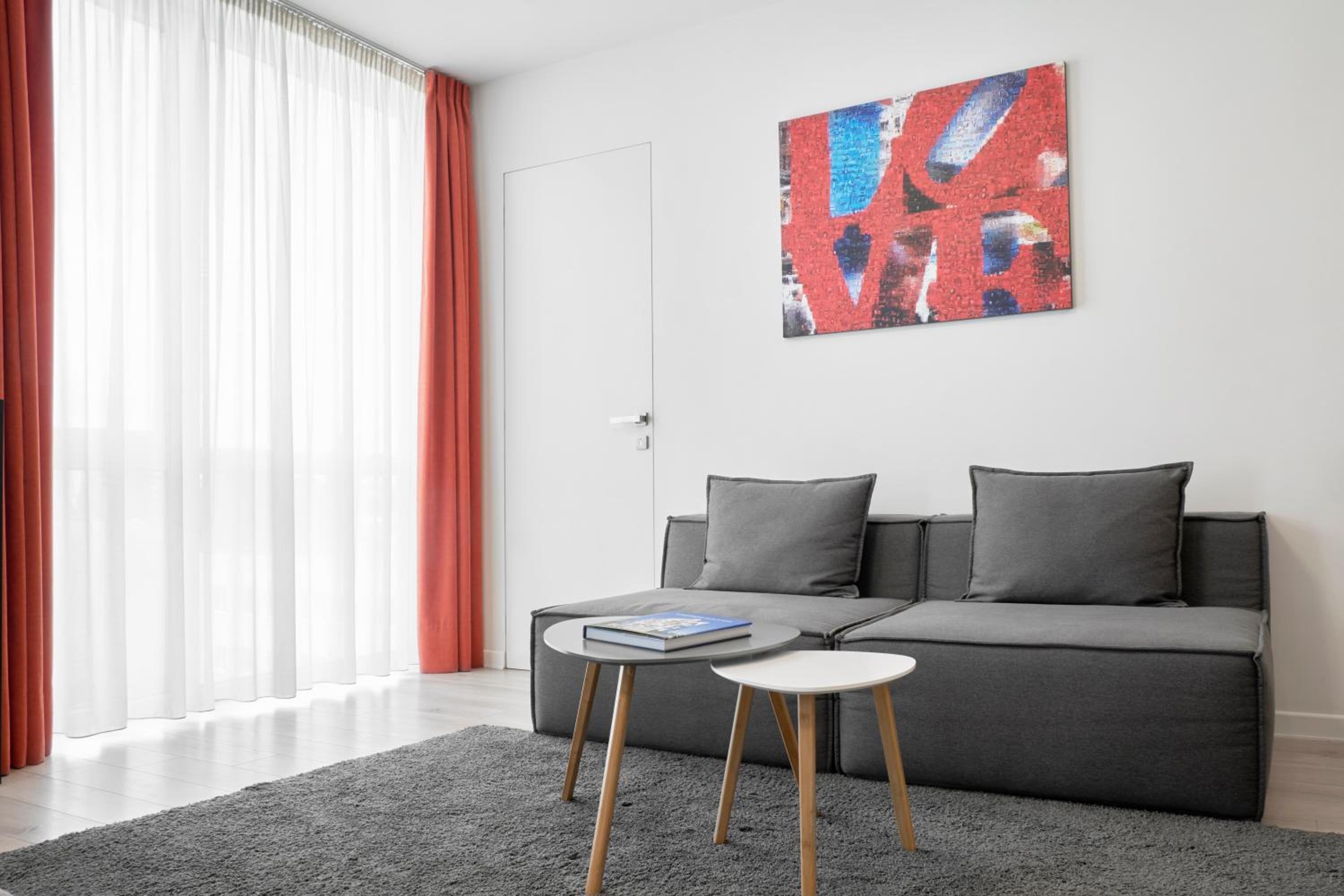 Фото Adella Boutique Hotel