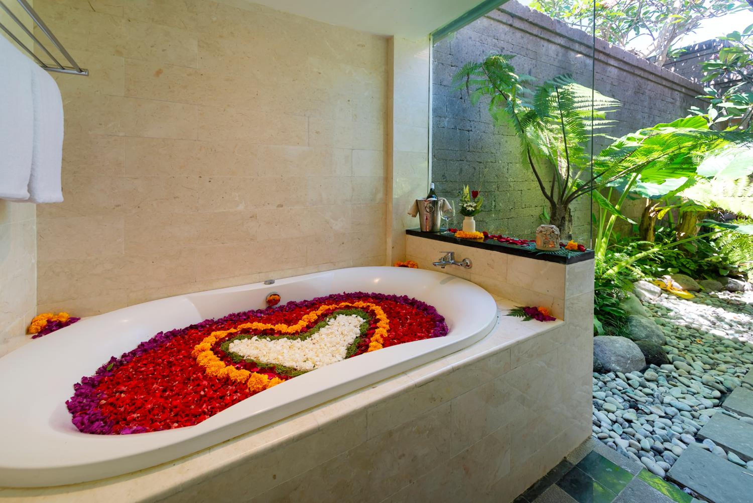 Фото The Lokha Umalas Villas & SPA