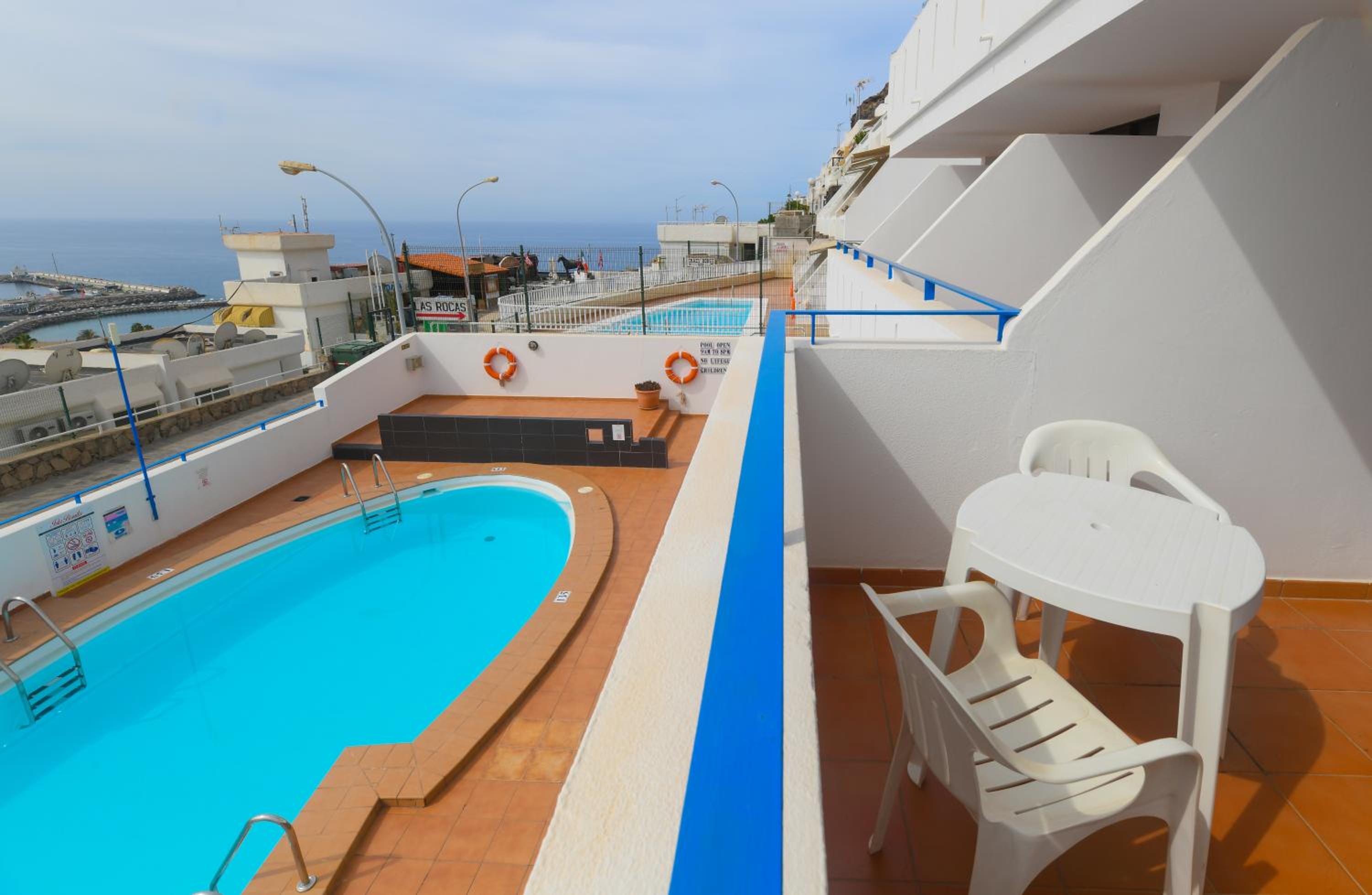 Фото Apartamentos Puerto Bello