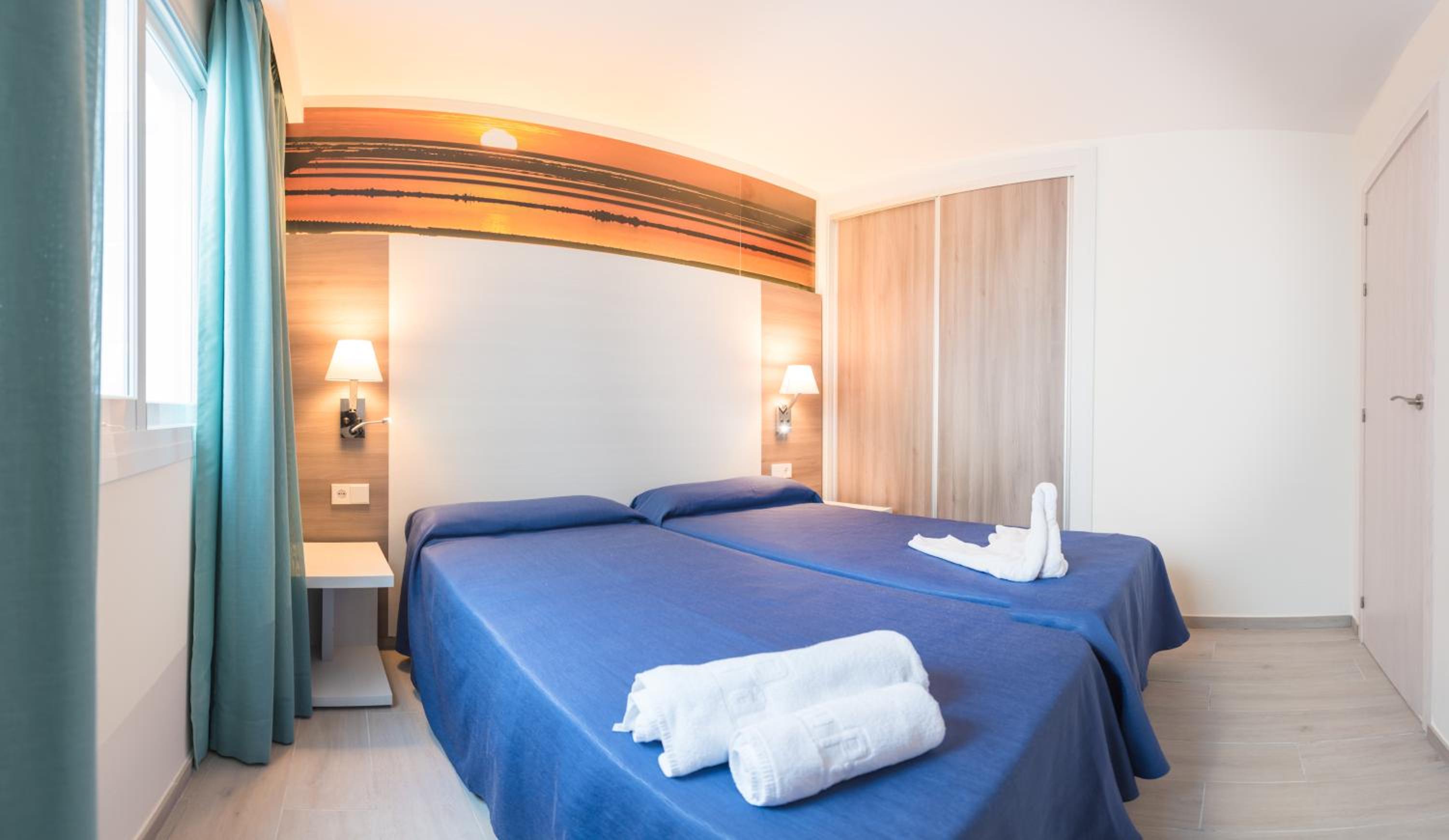 Фото Apartamentos Los Ángeles