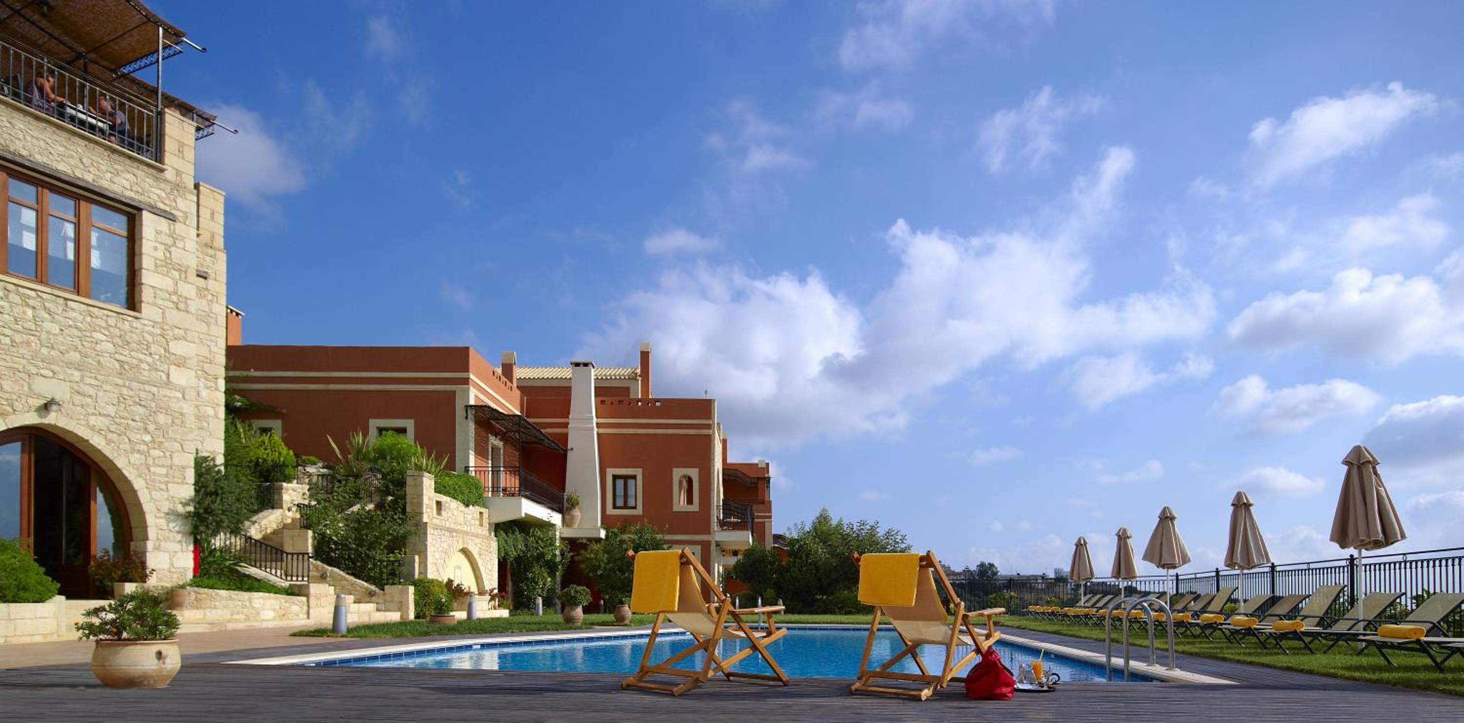 Фото Katalagari Country Suites