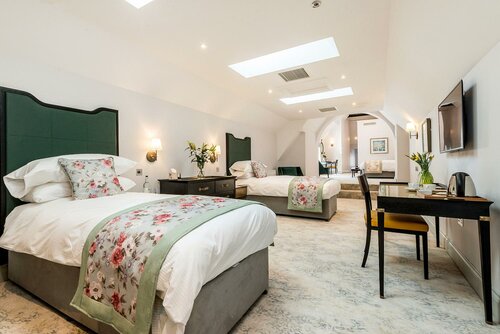 Гостиница Burnside Hotel