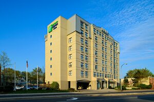 отель Holiday Inn Express & Suites Boston - Cambridge, an Ihg Hotel
