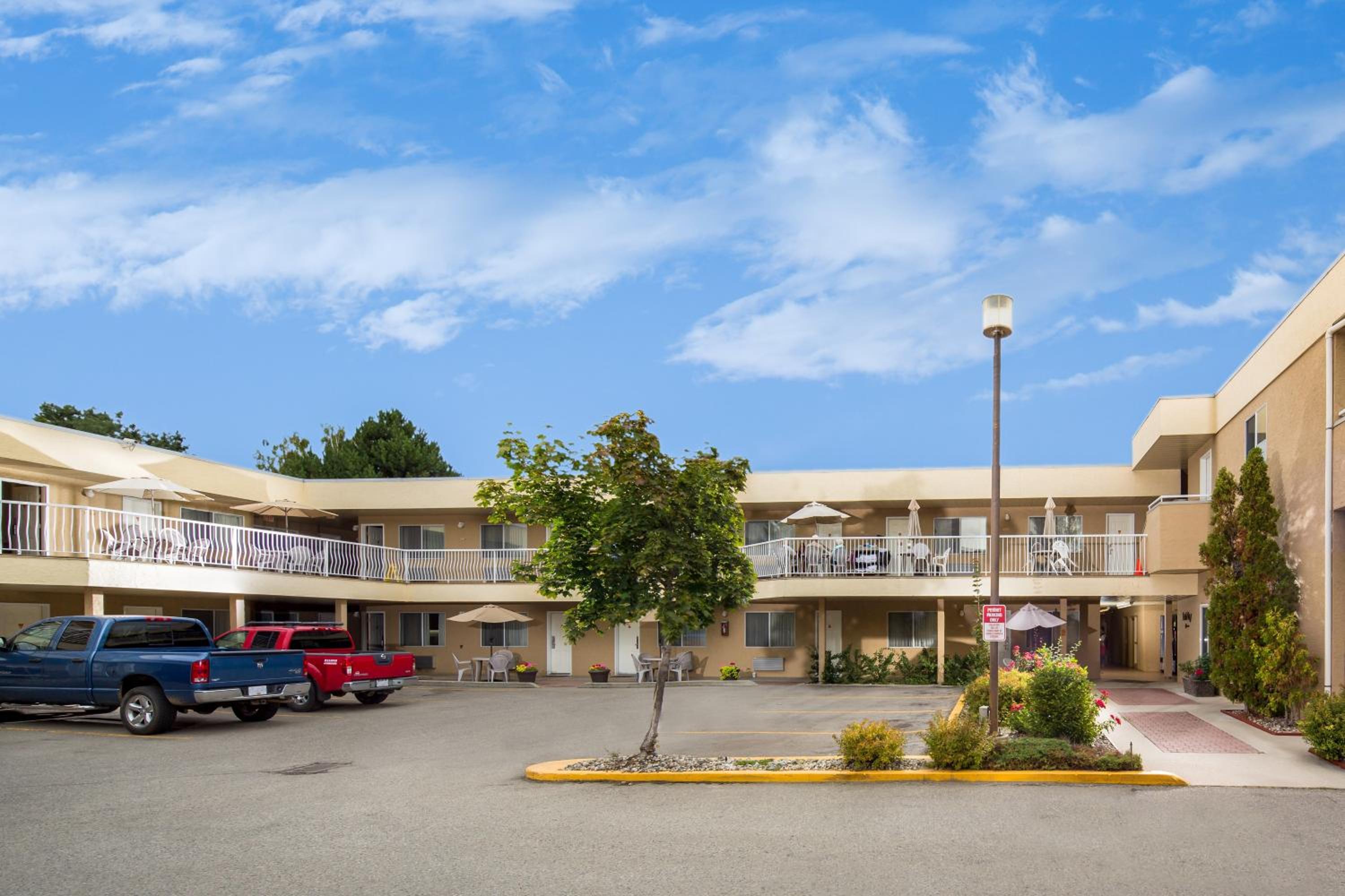 Фото Siesta Suites