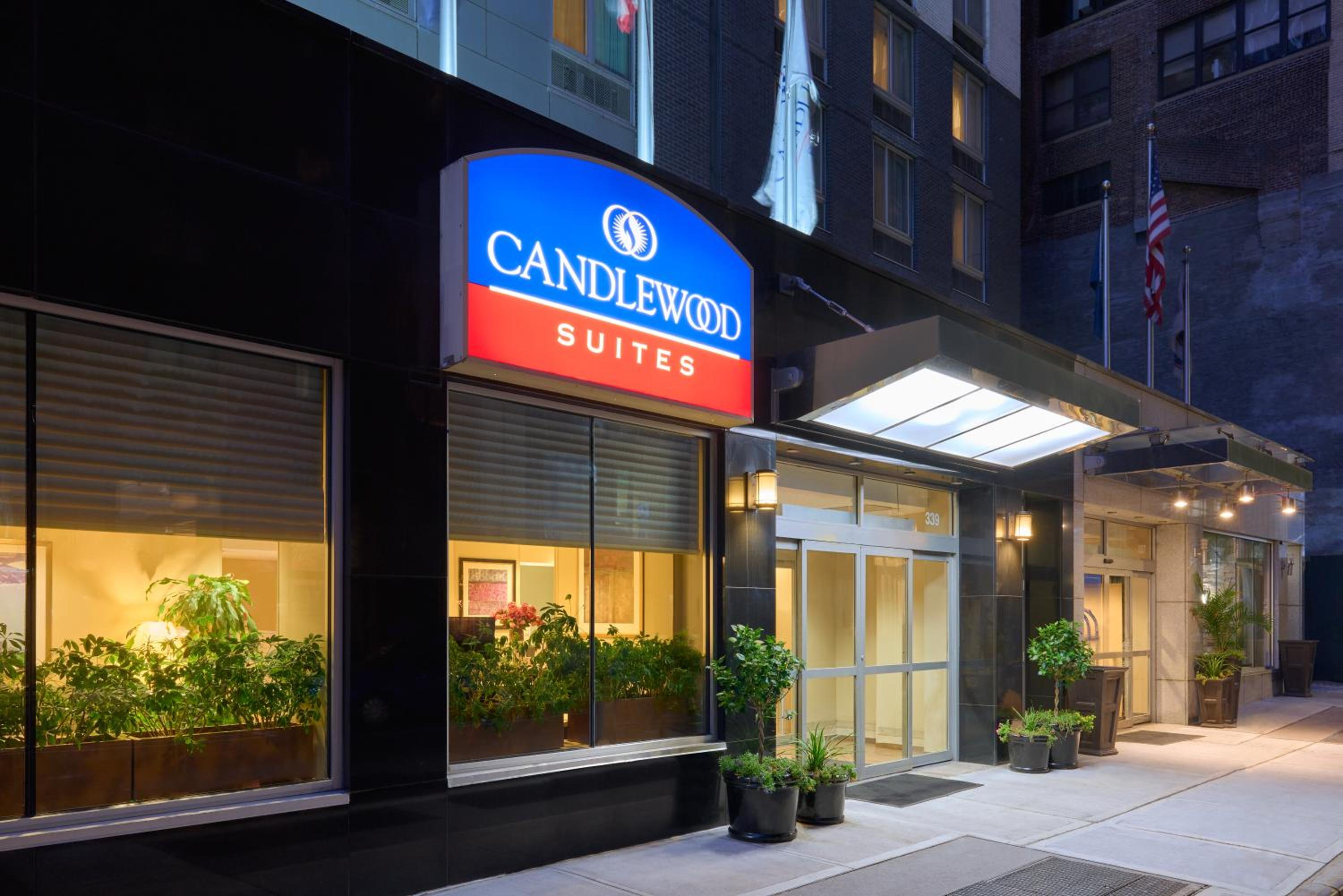 Фото Candlewood Suites New York City-Times Square, an Ihg Hotel
