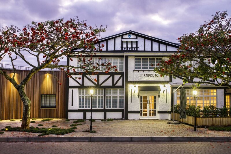 Гостиница Royal St. Andrews Hotel, Conference Centre & SPA