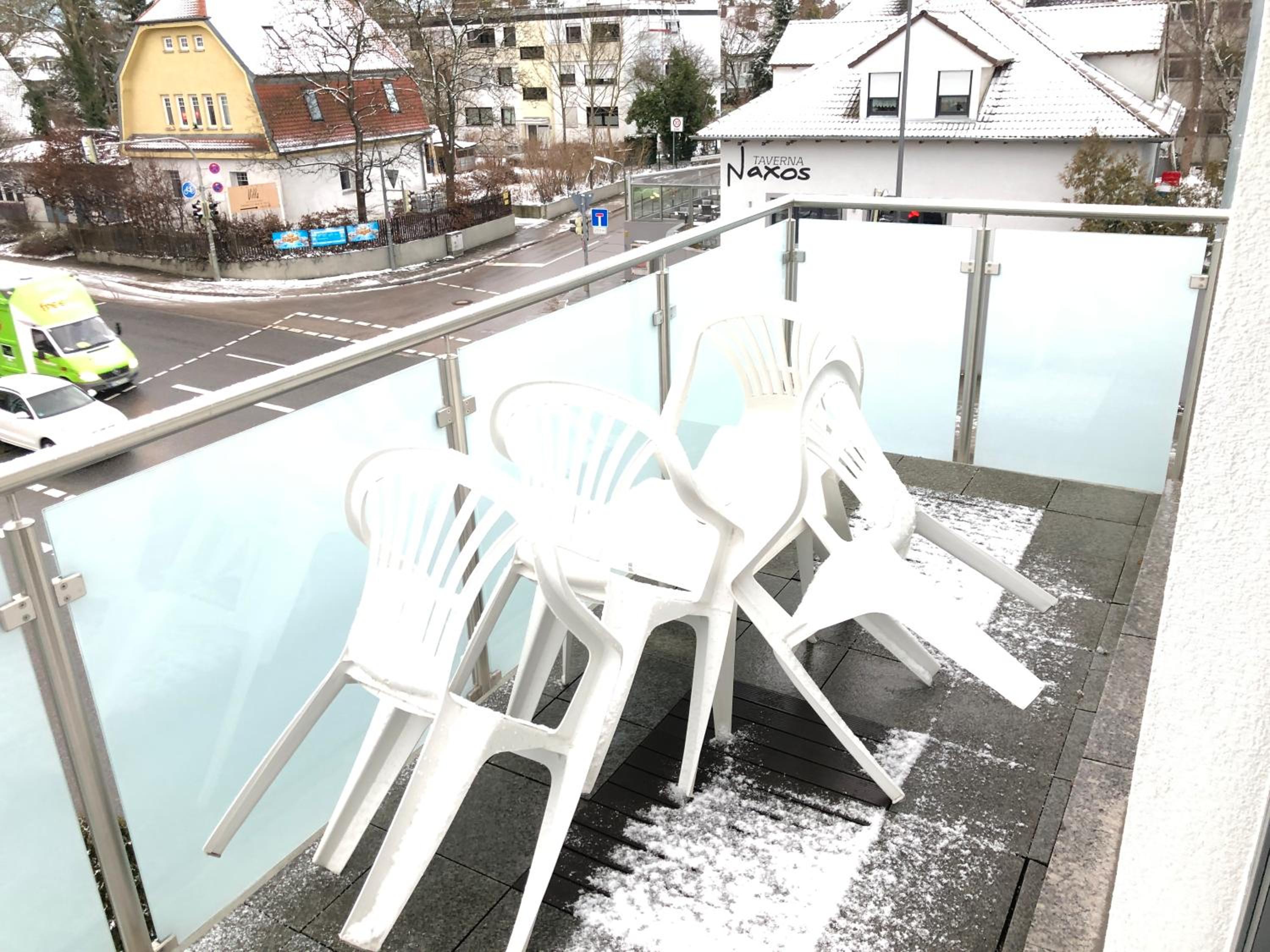 Фото Sahara Falcon