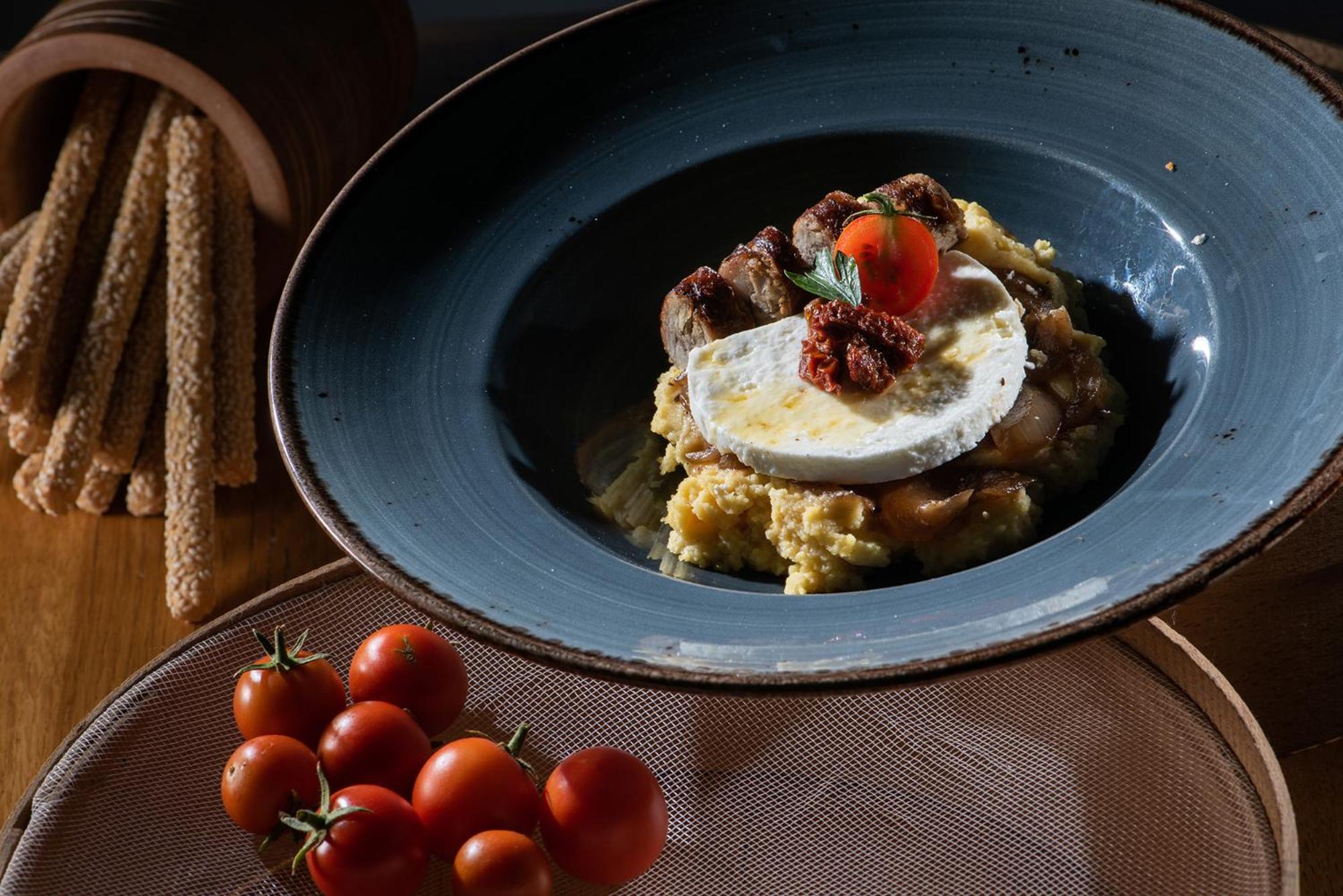 Фото Irida Hotel