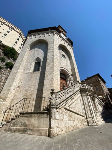 Гостиница Hotel Sant'Ercolano в Перудже